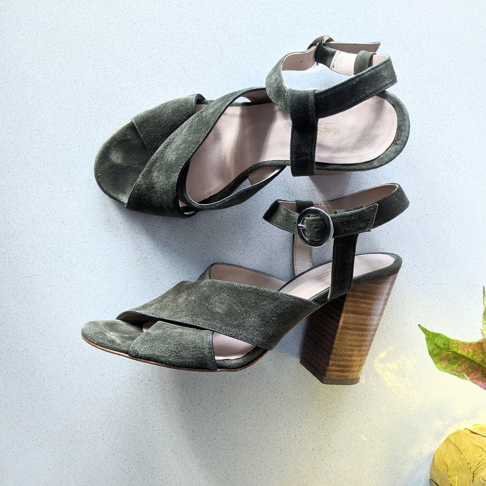 💐Green chunky heeled sandal